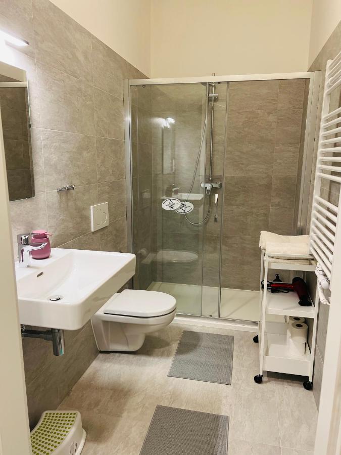 Maria Apartment Liben Prága Kültér fotó